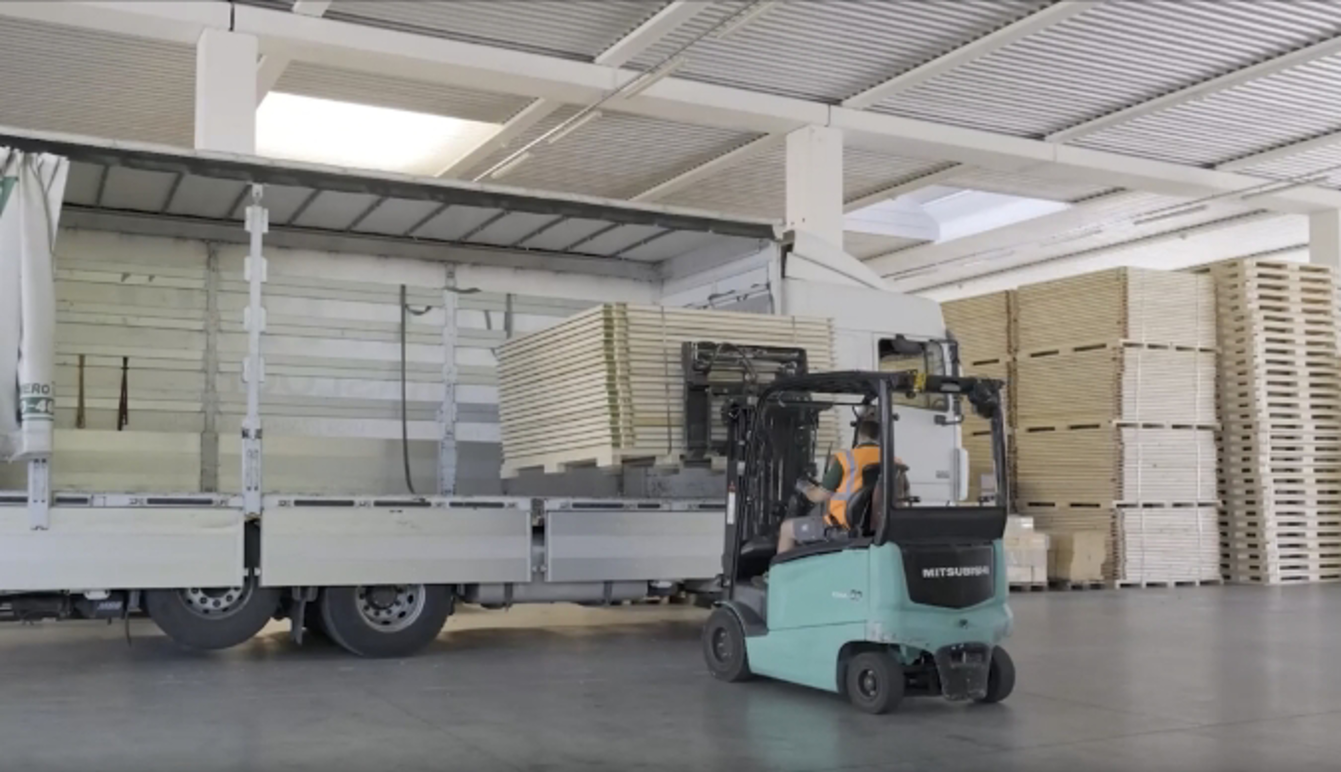 Roiatti Logistica E Distribuzione 001